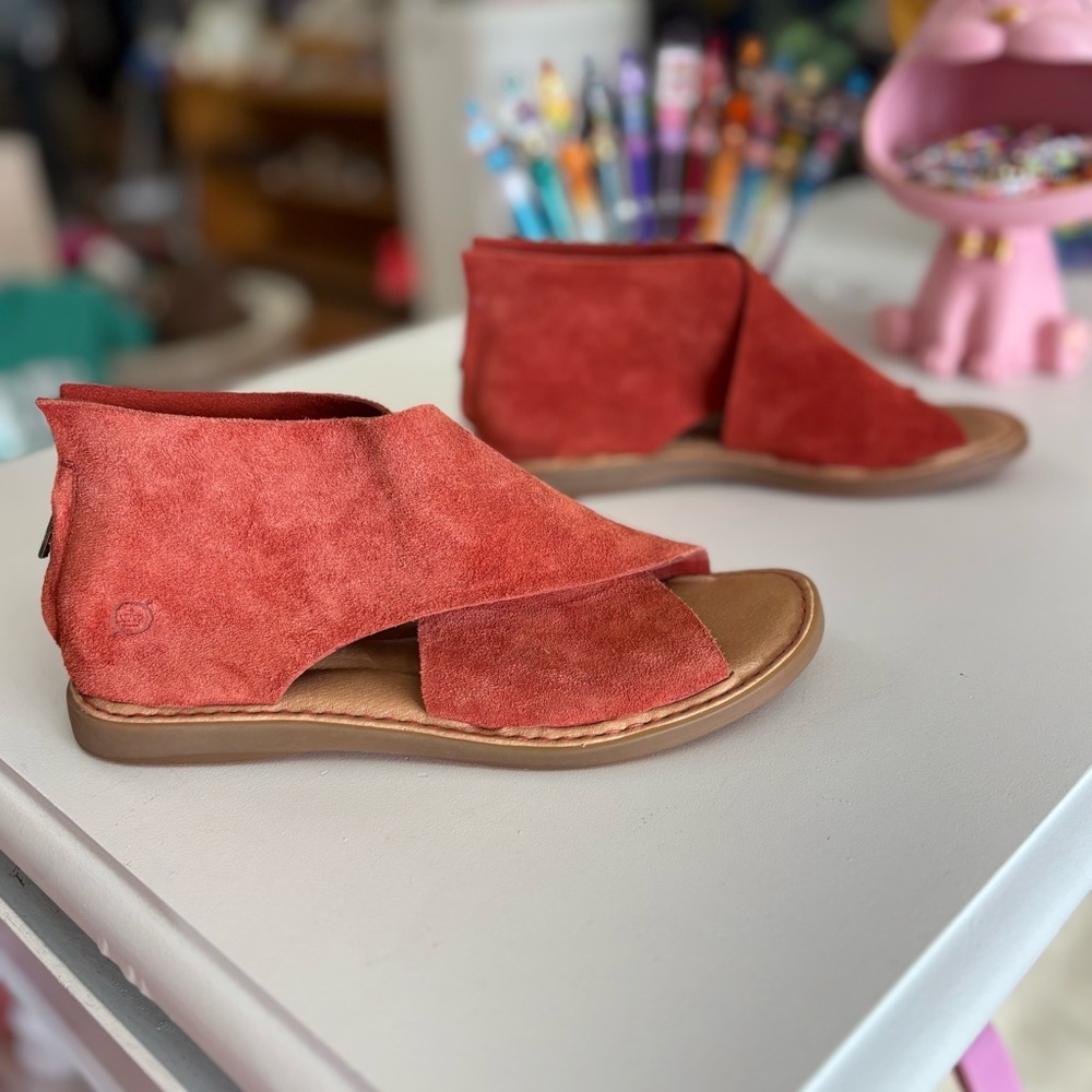 Born Wide Strap Suede Leather Sandals Size 6 - Picture 4 of 7